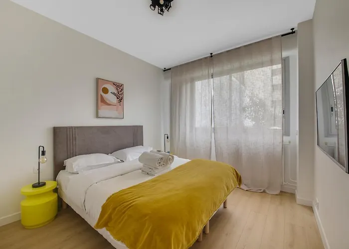 Chic, A Deux Pas De Beaugrenelle I