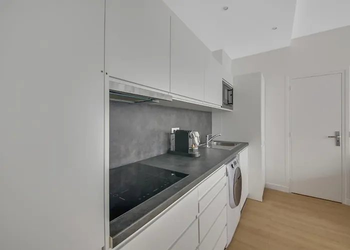 Chic, A Deux Pas De Beaugrenelle I Apartman *