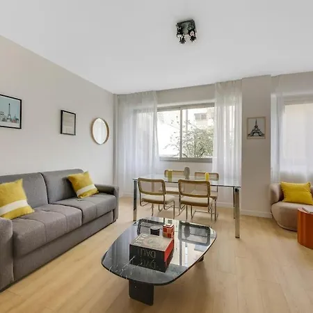 Chic, A Deux Pas De Beaugrenelle I Apartment *